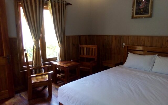 Lien Tho Guest House