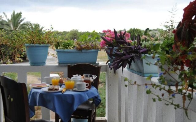 Thalassa Hotel