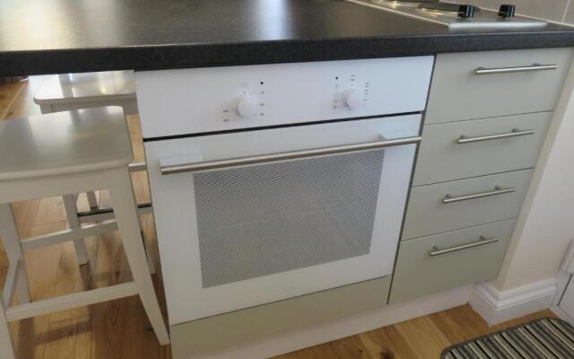 Apple Tree Corner Apartment