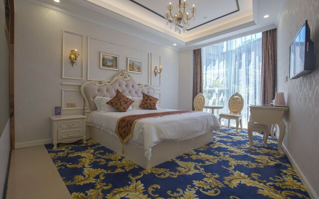 WheZhou New World Hotel