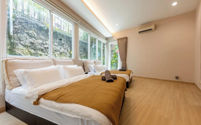 38Pax Flame of the Forest Retreat Villa KL by Verano