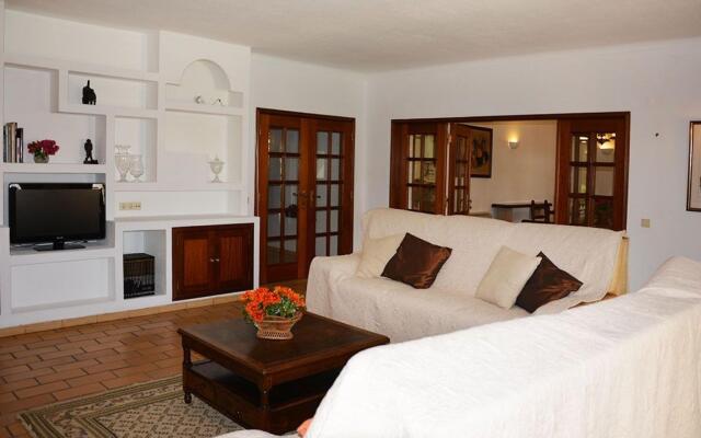 Villa Isabel (AL) in Corroios