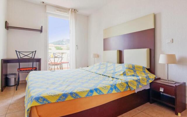 Comfort Aparthotel Six-Fours