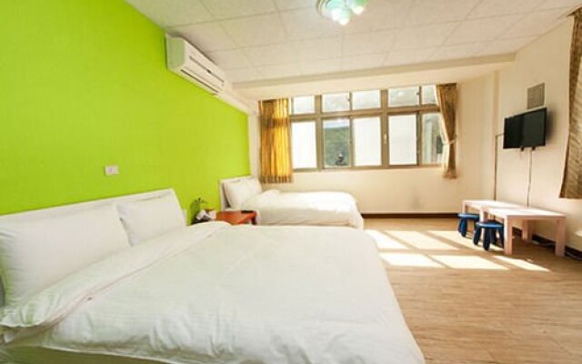 Little Bed and Breakfast II