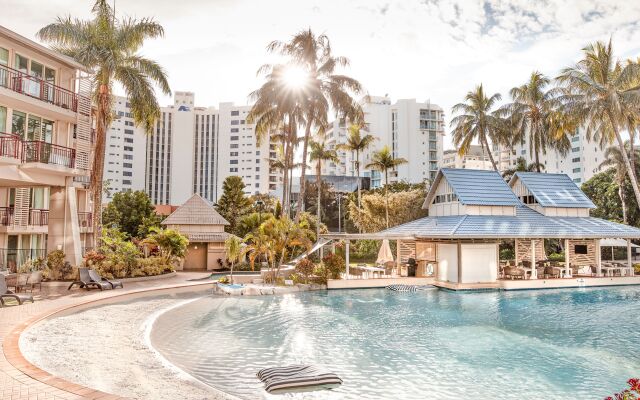 Novotel Cairns Oasis Resort