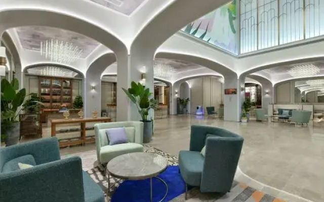 Mercure Hotel Guizhou Anshun West Railway Station