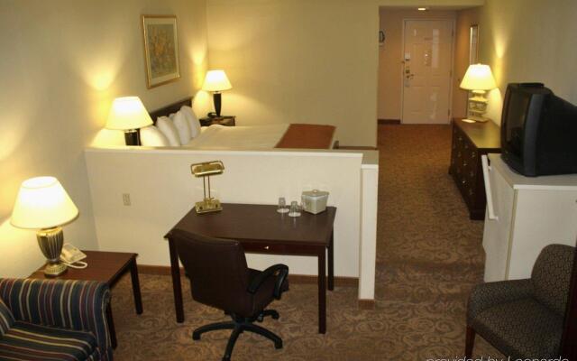 Sturbridge Host Hotel & Conference Center