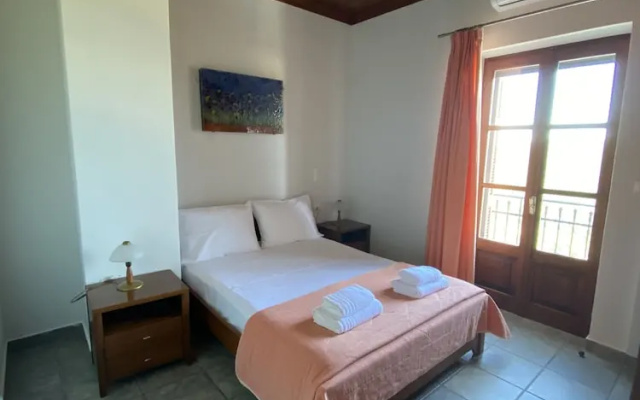 Executive Villa Madouri With Private Pool