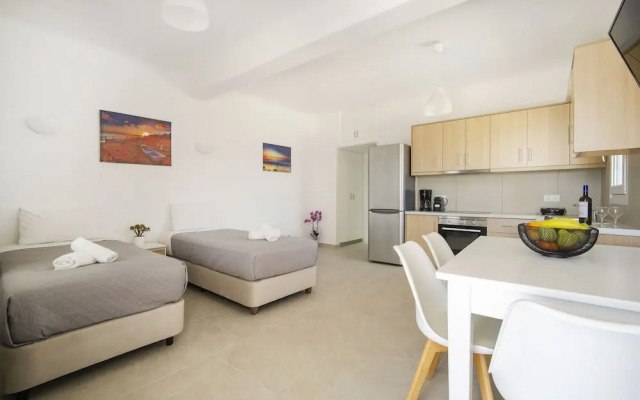 Oniropetra Apartaments