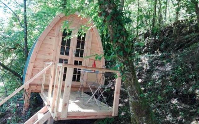 Le Village Des Glycines