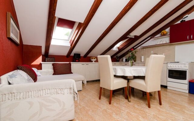 Apartment Mala Ana