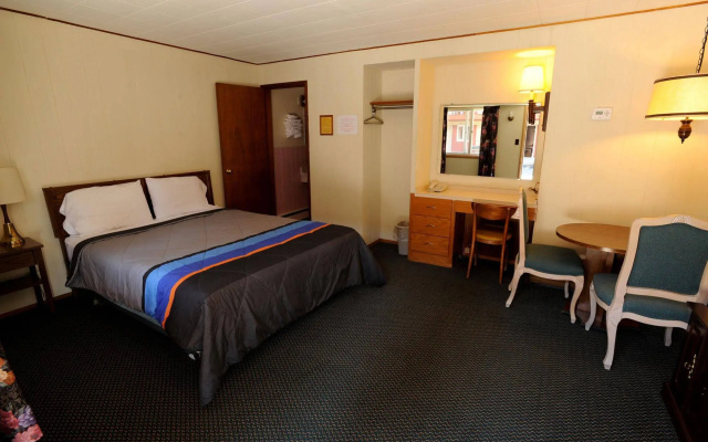 Mid-City Motel