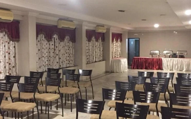 Sarovar Hotel
