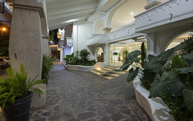 Hotel Fiesta Mexicana