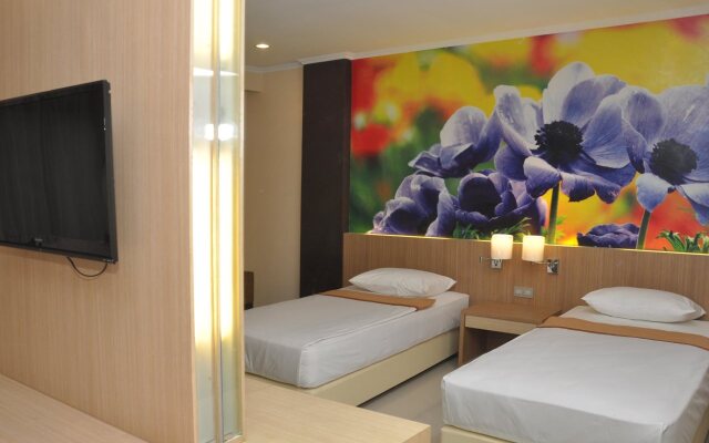 The Amrani Syariah Hotel