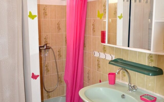 Studio in Saint Anne, With Enclosed Garden and Wifi
