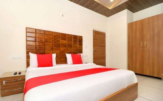Hotel sharrytel zirakpur