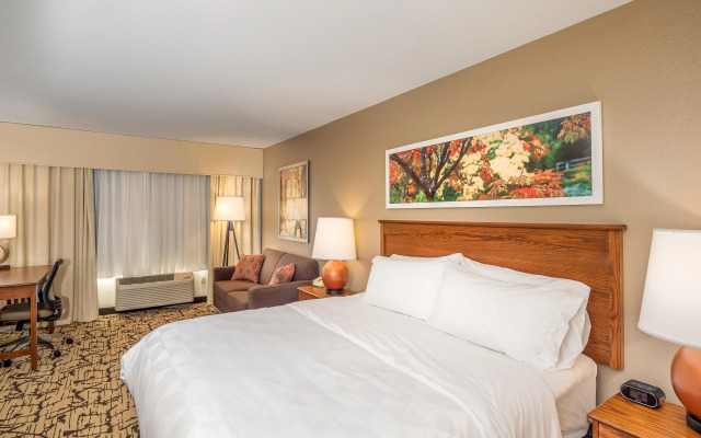 Holiday Inn Stevens Point - Convention Ctr by IHG