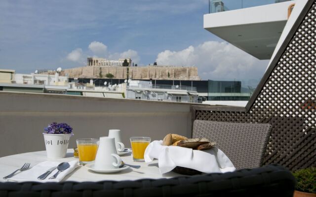 Hera Hotel