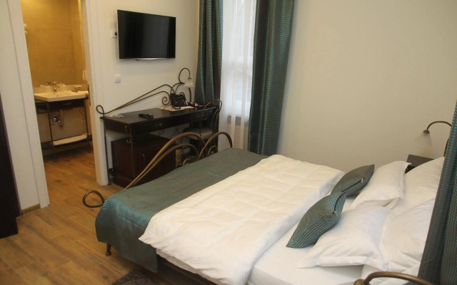Garni Hotel Dum