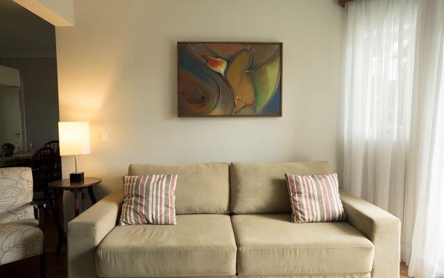 Apto Capivari com terraço e churrasqueira LVR008