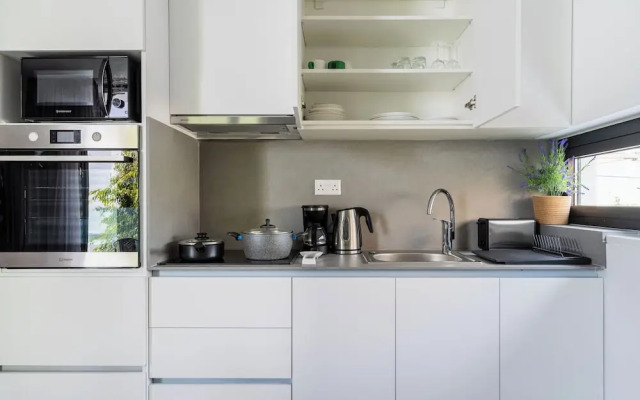 Solara - Stylish Balcony Apartments in Larnaca