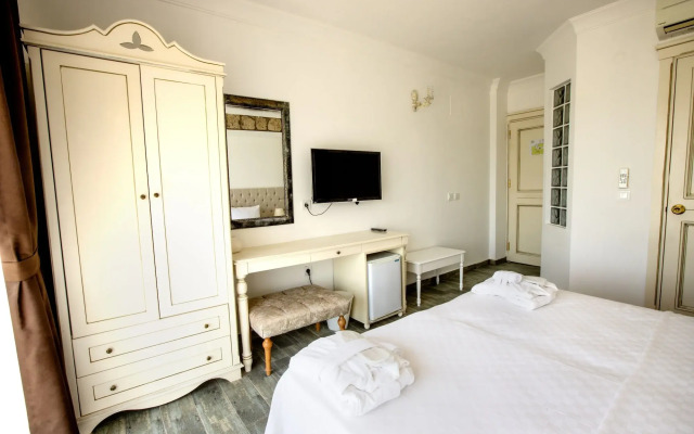 Albeon Hotel