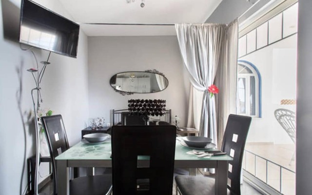 Wavedance Accommodation