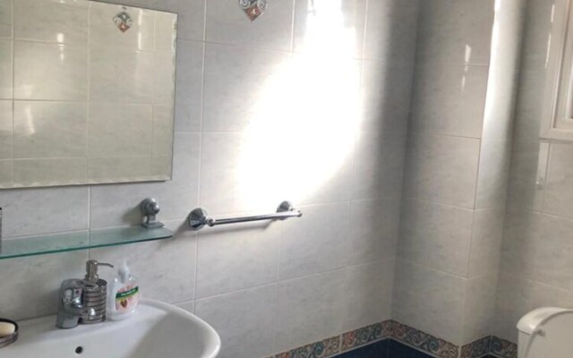 Charming 3-bed Villa in Protaras With Heated Pool