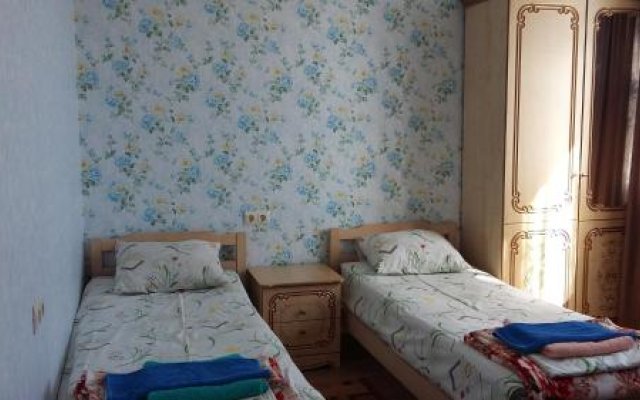 Guest house on Obshinnaya 30a