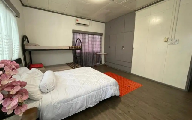 OYO Home 90349 Anique Hoemstay – Guest Rooms – Kota Kinabalu
