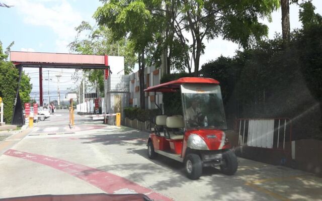 Floor 3 Studio at Airlink Residence