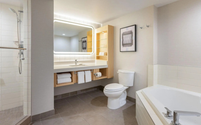 Delta Hotels by Marriott Grand Okanagan Resort