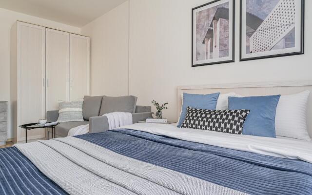 Лайт Апартаменты на улице Академика Парина 41/2