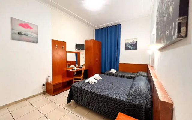 Alius And Freerome Hotel