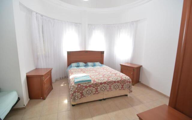 Bella Villa 6