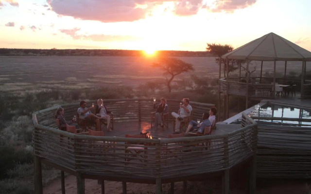 Intu Africa-Camelthorn Kalahari Lodge