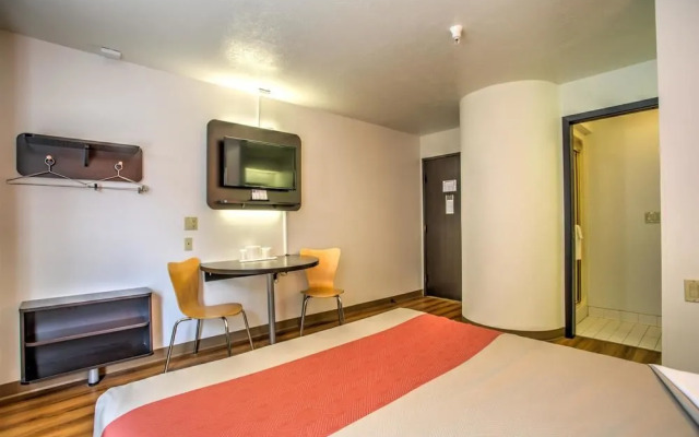 TLC Inn