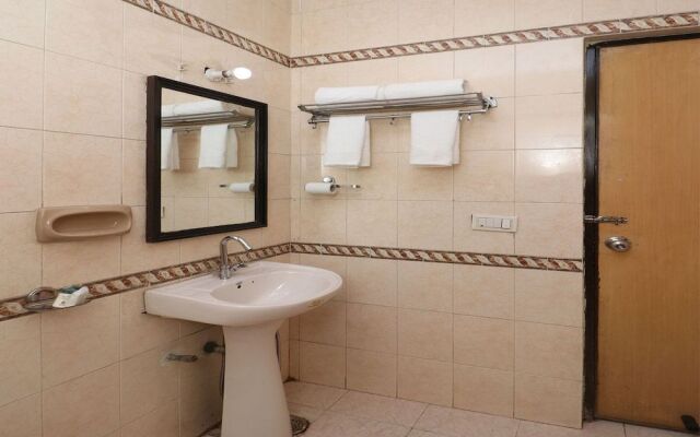 OYO 12311 Hotel Annus Holidays