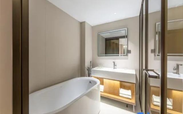 Vienna Classic Hotel (Zhongsujin Street Store, Manzhouli)