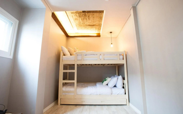 Daemyung Guesthouse