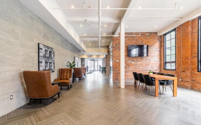 2BR 2 Storey Loft Free Parking Gym 1