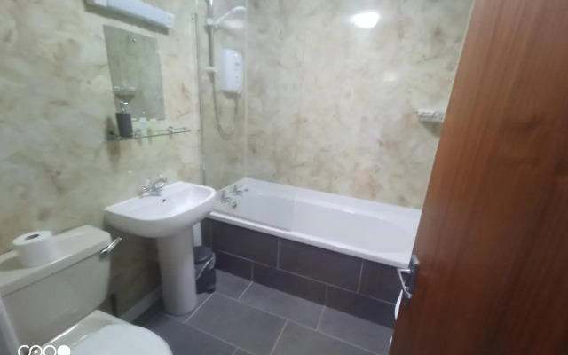 Brampton Court Hotel