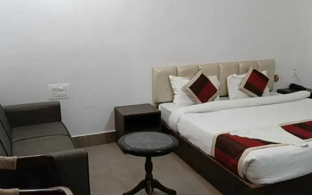 Hotel Destiny by OYO Rooms