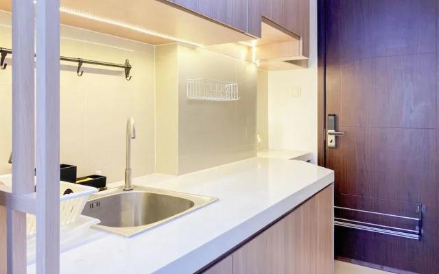 Good And Cozy Stay Studio Daan Mogot City Apartment