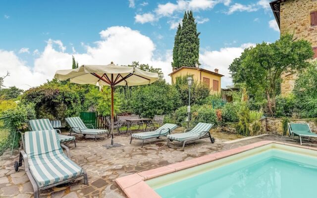Belvilla by OYO Welcoming Holiday Home With Pool