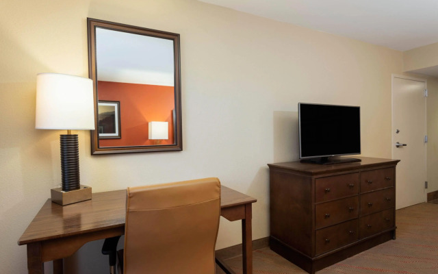 La Quinta Inn & Suites by Wyndham Pigeon Forge