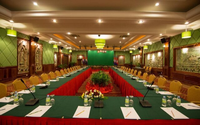 Hotel Somadevi Angkor Resort & Spa