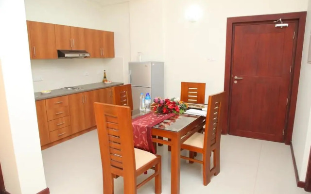 OYO 230 Tulasi Mahal