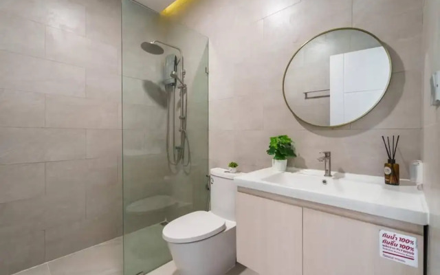 Onsen Retreat in Heart of Bangkok